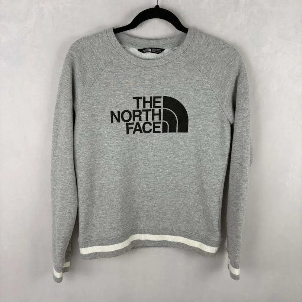 The North Face Gray‎ Logo Crewneck Sweatshirt Womens XS Regular Fit Warm Outdoor